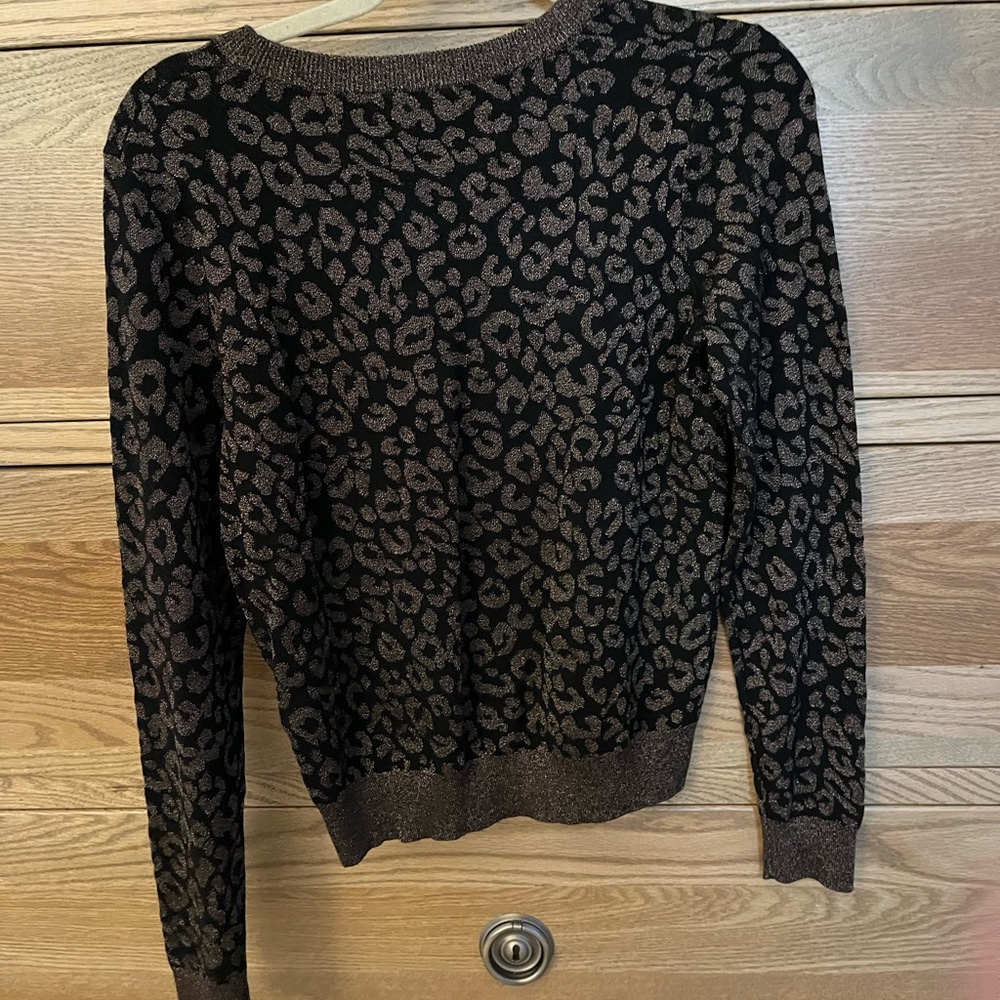 Banana Republic sweater. Size small black and gold